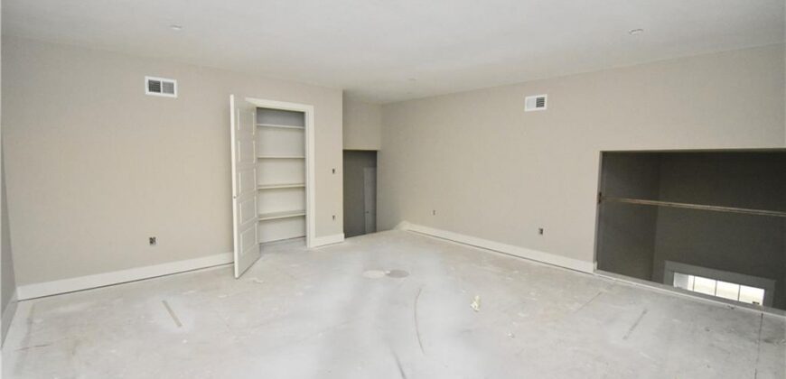 8325 NE 76th Terrace, Kansas City, MO 64158