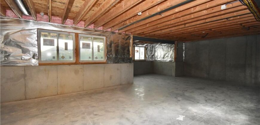 8325 NE 76th Terrace, Kansas City, MO 64158