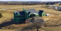 10800 N Ewing Avenue, Kansas City, MO 64156