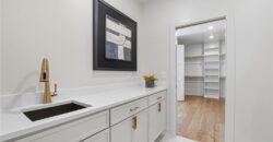 9815 Ambrosia Lane, Parkville, MO 64152