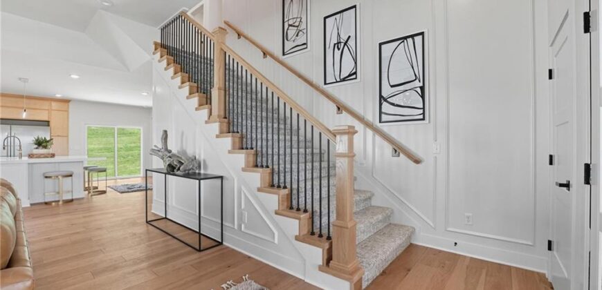 9815 Ambrosia Lane, Parkville, MO 64152