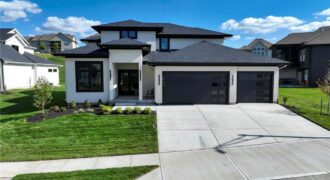 9815 Ambrosia Lane, Parkville, MO 64152