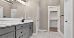 13670 NW 71st Street, Parkville, MO 64152