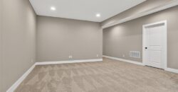 13670 NW 71st Street, Parkville, MO 64152