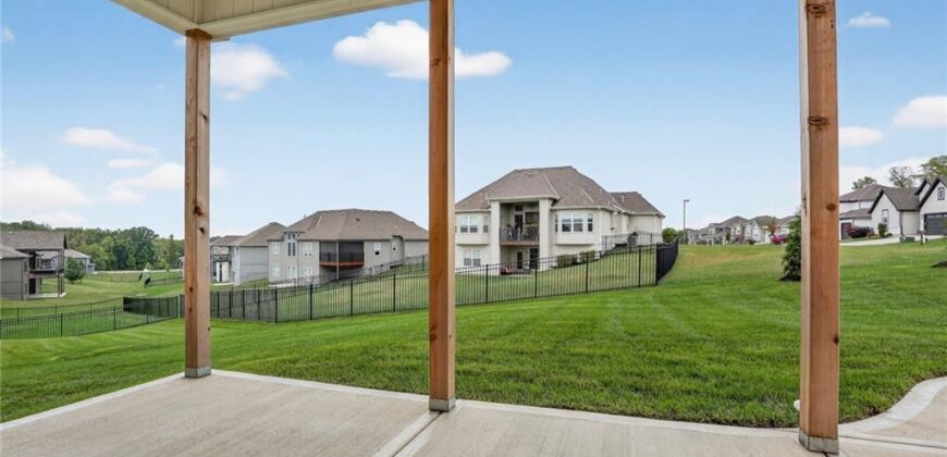 13670 NW 71st Street, Parkville, MO 64152