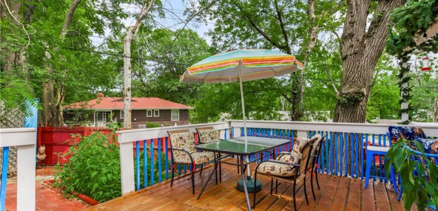 5521 N Wayne Avenue, Kansas City, MO 64118