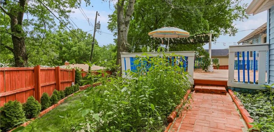 5521 N Wayne Avenue, Kansas City, MO 64118