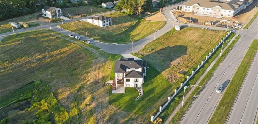 2707 NW 84th Terrace, Kansas City, MO 64154