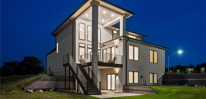 2707 NW 84th Terrace, Kansas City, MO 64154