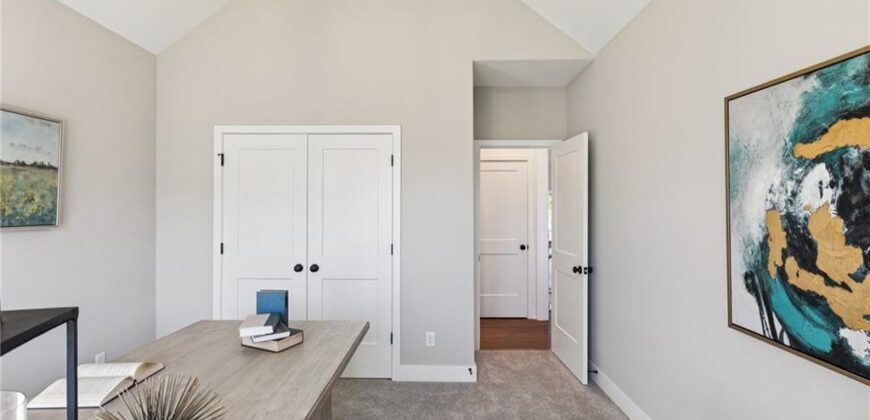 1836 Green Meadow Drive, Liberty, MO 64068