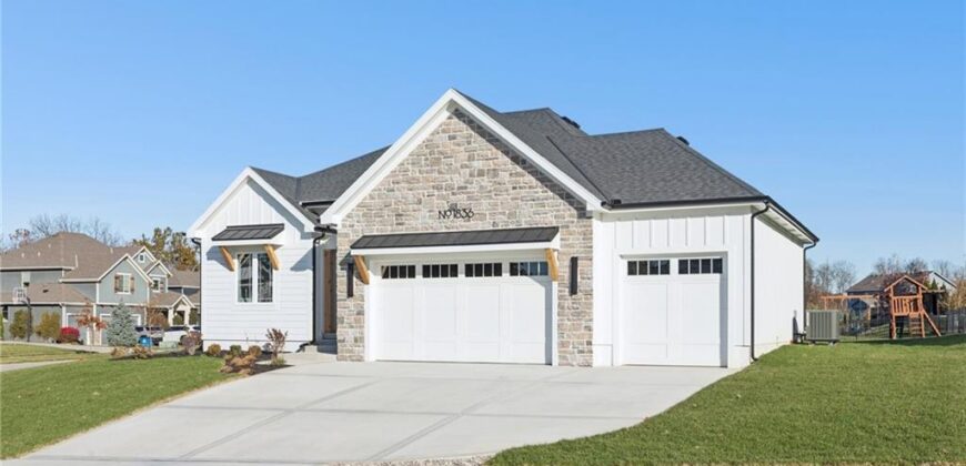 1836 Green Meadow Drive, Liberty, MO 64068