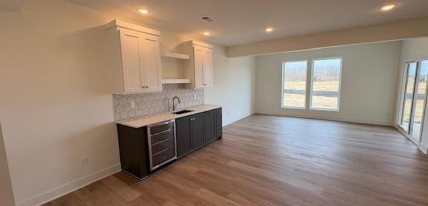 4733 NW Sienna Ridge, Riverside, MO 64150