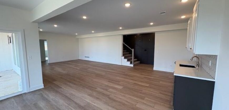 4733 NW Sienna Ridge, Riverside, MO 64150