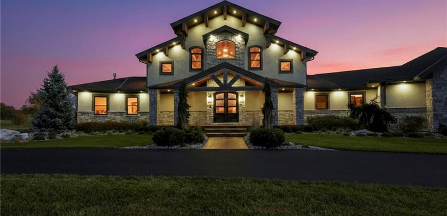 10807 NW Tiffany Springs Road, Kansas City, MO 64153