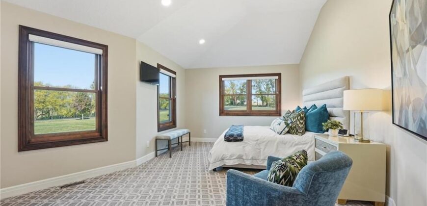 10807 NW Tiffany Springs Road, Kansas City, MO 64153
