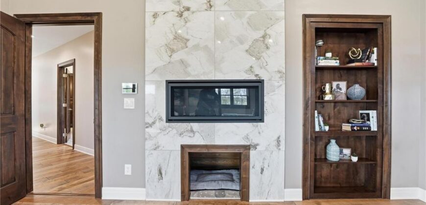 10807 NW Tiffany Springs Road, Kansas City, MO 64153