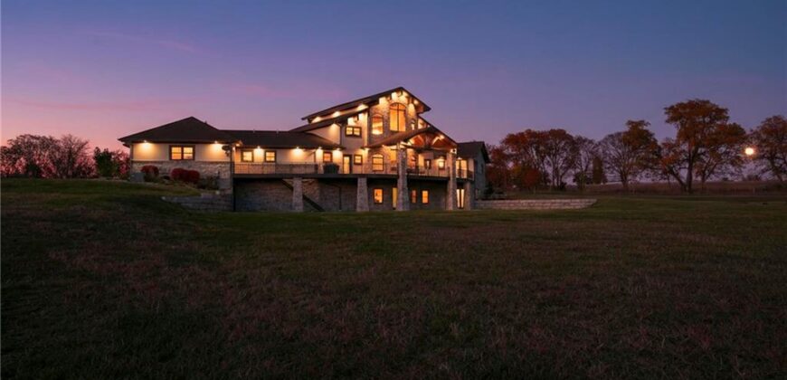 10807 NW Tiffany Springs Road, Kansas City, MO 64153