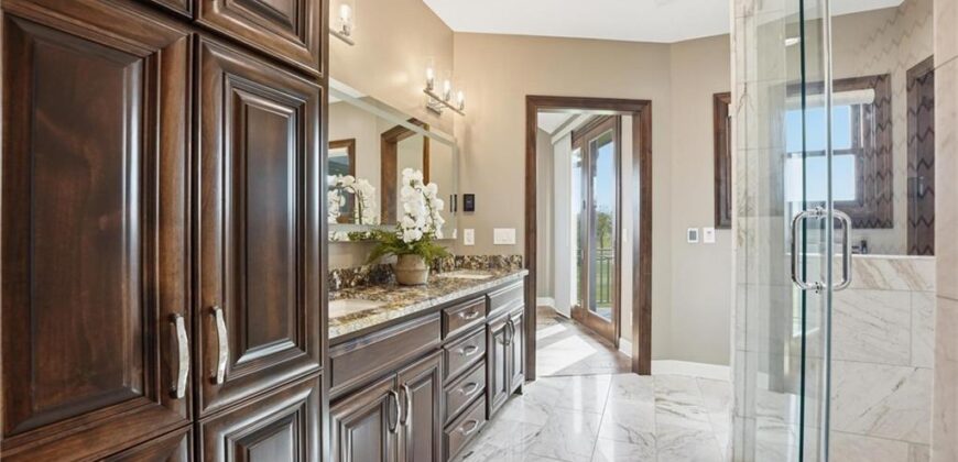 10807 NW Tiffany Springs Road, Kansas City, MO 64153