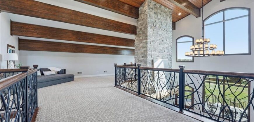 10807 NW Tiffany Springs Road, Kansas City, MO 64153