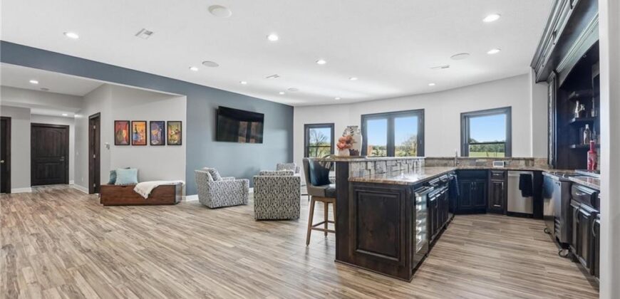 10807 NW Tiffany Springs Road, Kansas City, MO 64153