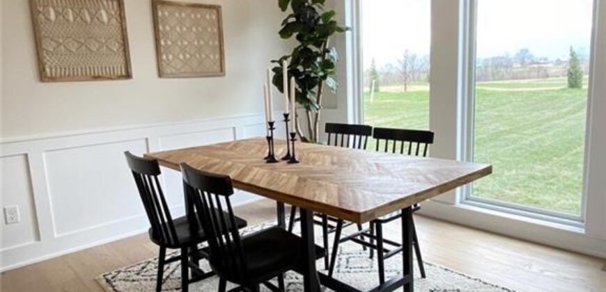 5888 NW Black Oak Court, Parkville, MO 64152