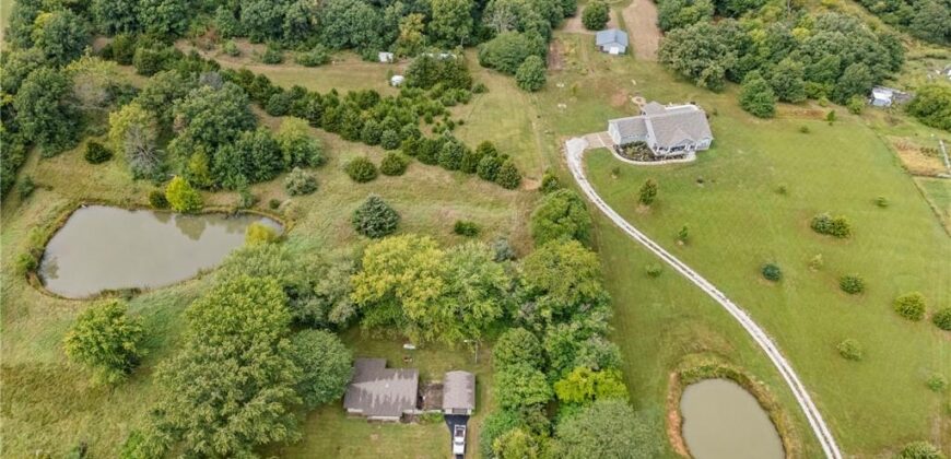 13216 Vines Road, Kearney, MO 64060