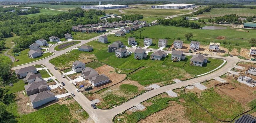 5004 NW 141st Street, Platte City, MO 64079