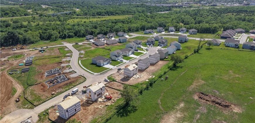 5004 NW 141st Street, Platte City, MO 64079
