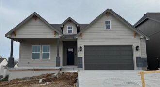 2153 Black Walnut Drive, Liberty, MO 64068