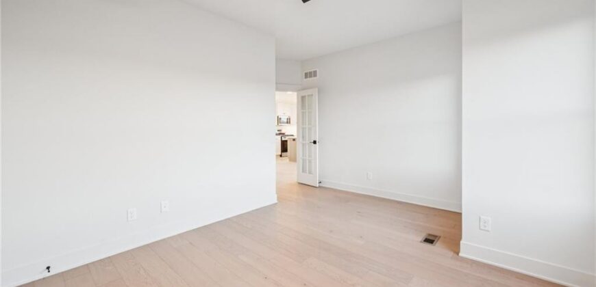 2152 Black Walnut Drive, Liberty, MO 64068