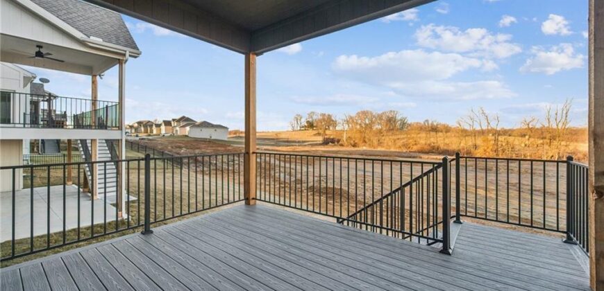 2152 Black Walnut Drive, Liberty, MO 64068