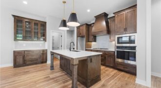 4845 NW Martin Street, Riverside, MO 64150