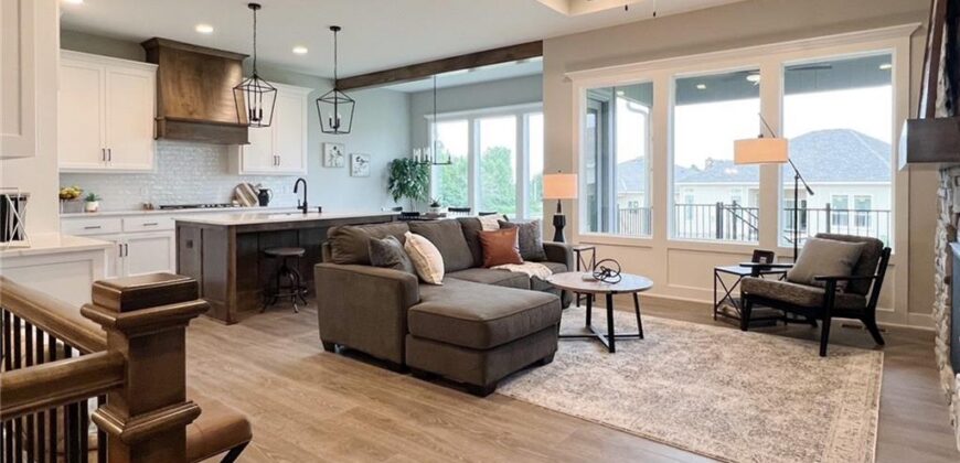 4935 NW Martin Street, Riverside, MO 64150