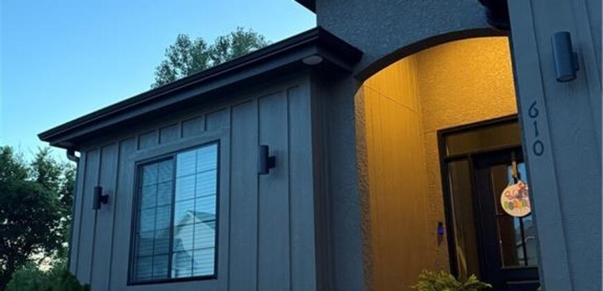 610 Caitlin Ct Court, Excelsior Springs, MO 64024
