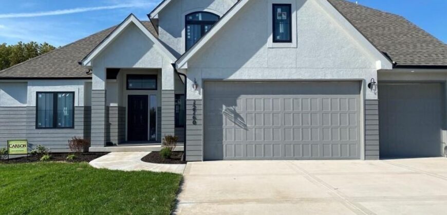 13638 NW Cherrybark Court, Parkville, MO 64152
