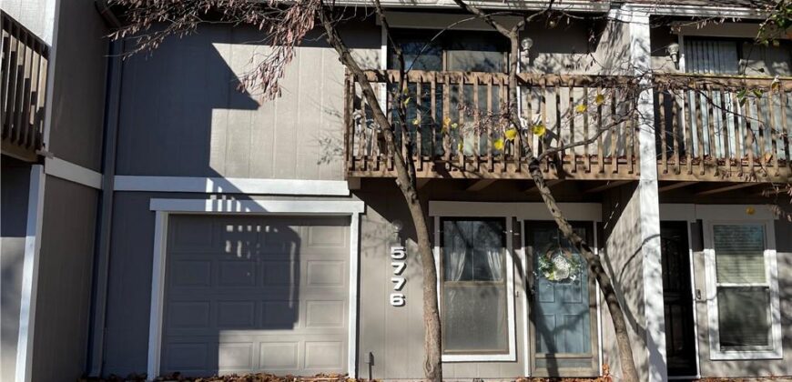5776 N Anita Avenue, Kansas City, MO 64152