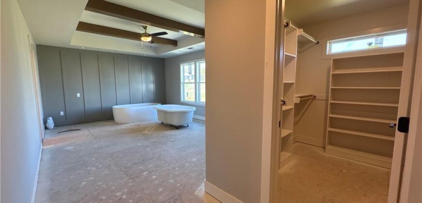 18130 NW 127th Street, Platte City, MO 64079