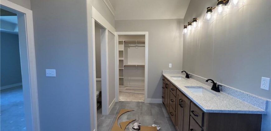 18130 NW 127th Street, Platte City, MO 64079