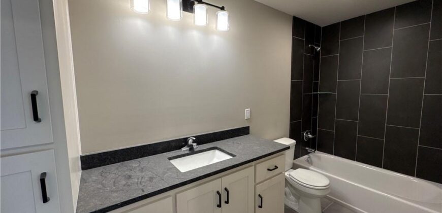 18130 NW 127th Street, Platte City, MO 64079
