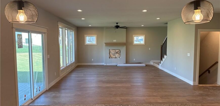 18130 NW 127th Street, Platte City, MO 64079