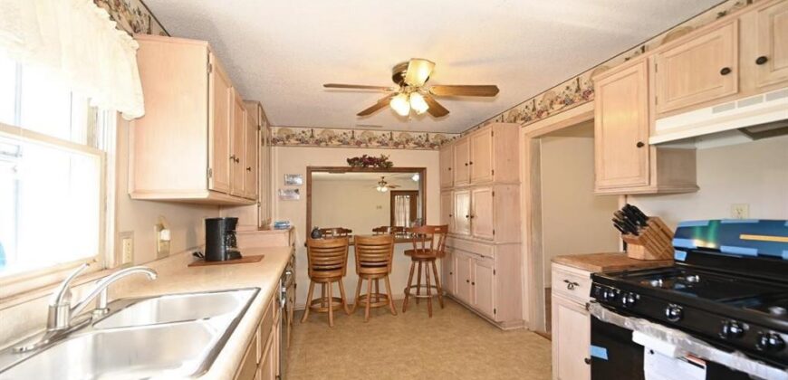 501 N Platte Avenue, Edgerton, MO 64444