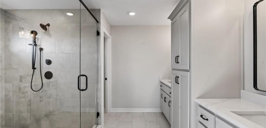 7616 N Booth Avenue, Kansas City, MO 64158