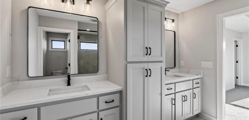 7616 N Booth Avenue, Kansas City, MO 64158