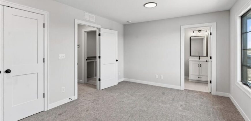 7616 N Booth Avenue, Kansas City, MO 64158