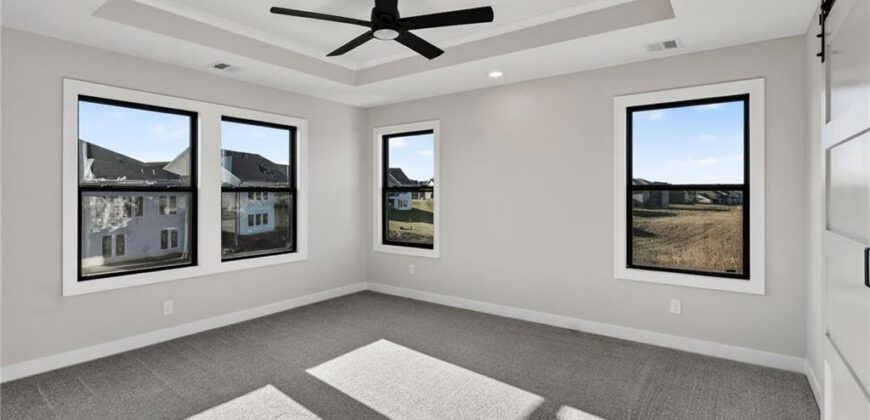 7616 N Booth Avenue, Kansas City, MO 64158