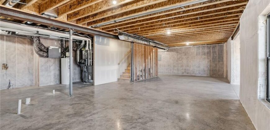 7616 N Booth Avenue, Kansas City, MO 64158