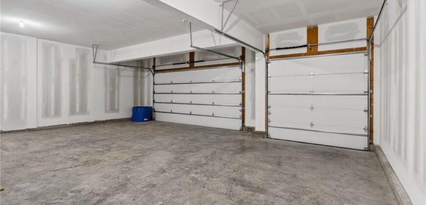 7616 N Booth Avenue, Kansas City, MO 64158