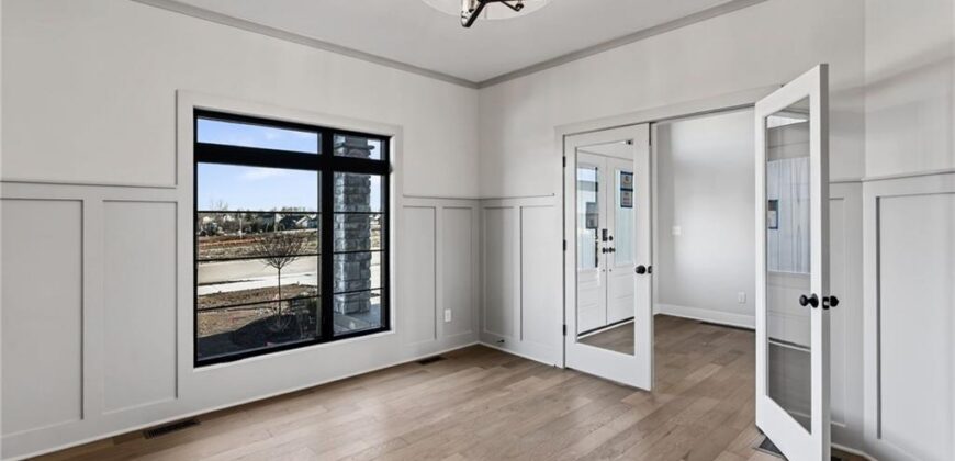 7616 N Booth Avenue, Kansas City, MO 64158