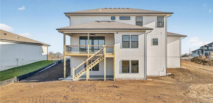 7616 N Booth Avenue, Kansas City, MO 64158