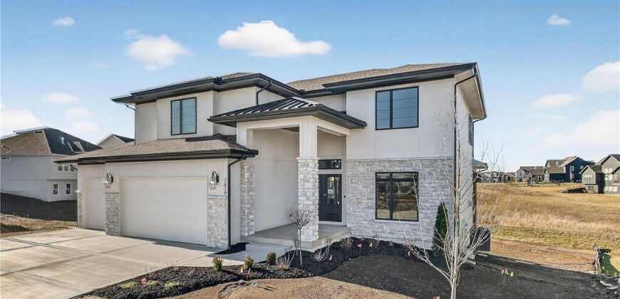 7616 N Booth Avenue, Kansas City, MO 64158